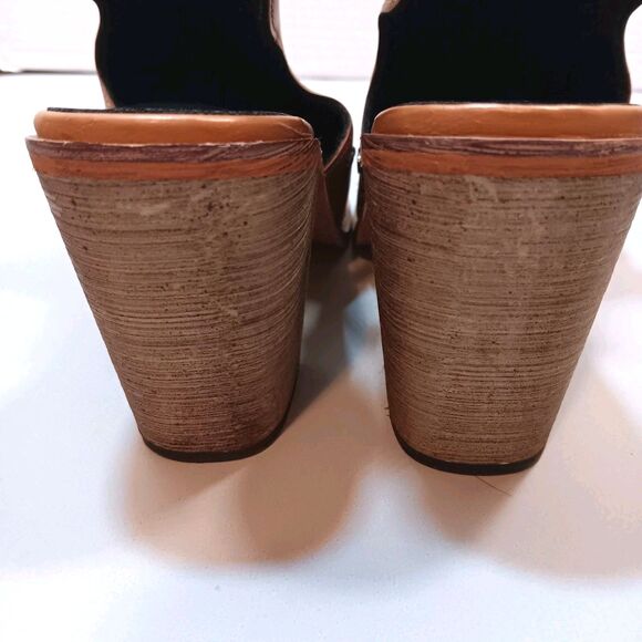 Floral Embroidered Western Cut-Out Ankle Booties Size 10 Block Heel Faux Leather - Picture 8 of 9